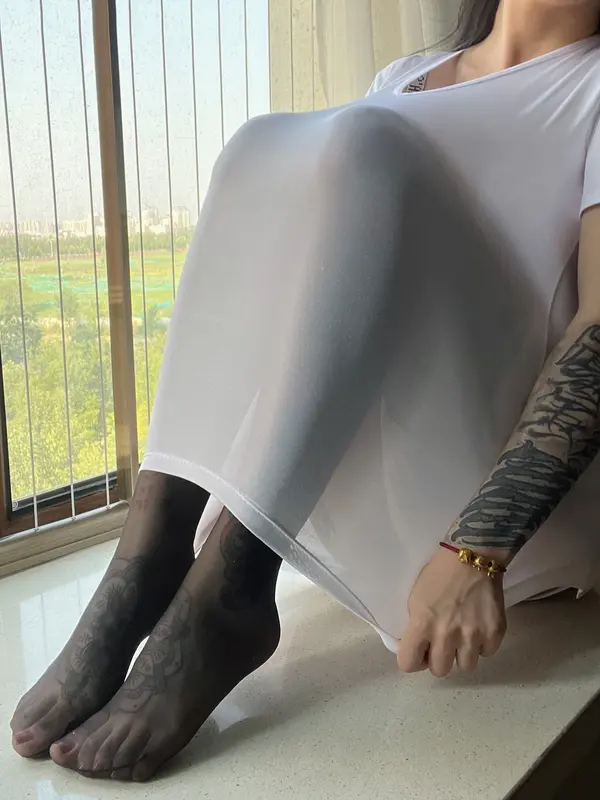 微密圈 吊带丝袜 - 卡通百科老王